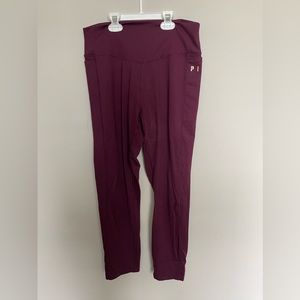 Victoria’s Secret PINK Maroon Pocket Workout Leggings